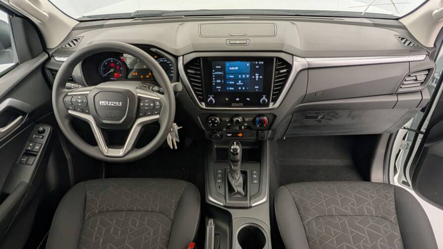 Mandataire Automobile neuf, recherche de Isuzu D-max-1-9-4x4-space-cab-n60-b-b-plus-at-to-work - E-Motors