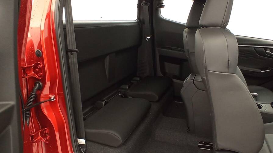 Mandataire Automobile neuf, recherche de Isuzu D-max-1-9-4x4-space-cab-n60-f-plus-at - E-Motors