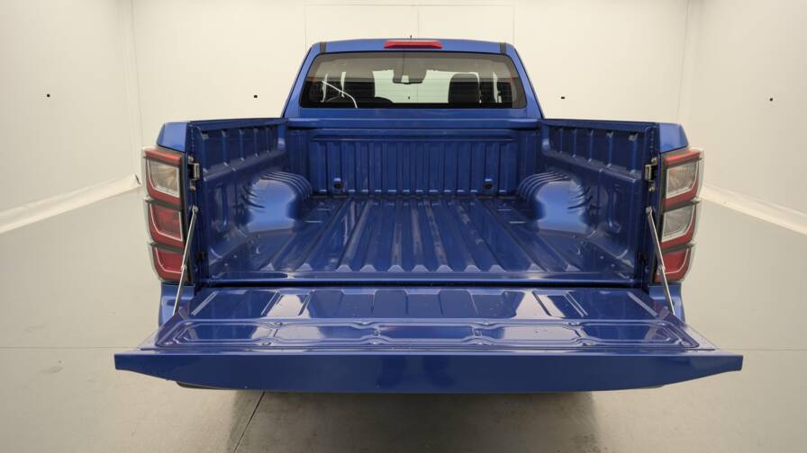 Mandataire Automobile neuf, recherche de Isuzu D-max-1-9-4x4-space-cab-n60-nsport-at - E-Motors