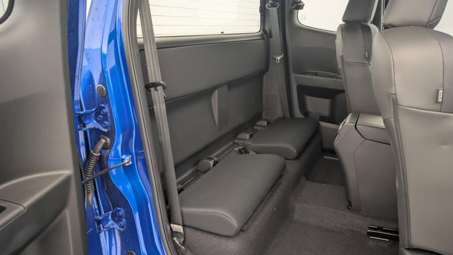 Mandataire Automobile neuf, recherche de Isuzu D-max-1-9-4x4-space-cab-n60-nsport-at - E-Motors