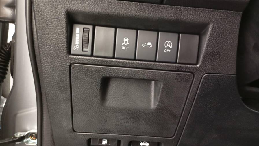 Mandataire Automobile neuf, recherche de Isuzu D-max-1-9-4x4-space-cab-n60-nsport-at - E-Motors