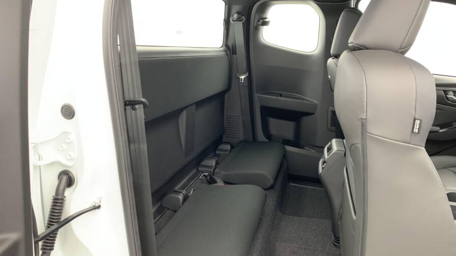 Mandataire Automobile neuf, recherche de Isuzu D-max-1-9-4x4-space-cab-n60-nsport-mt-venti-edition - E-Motors