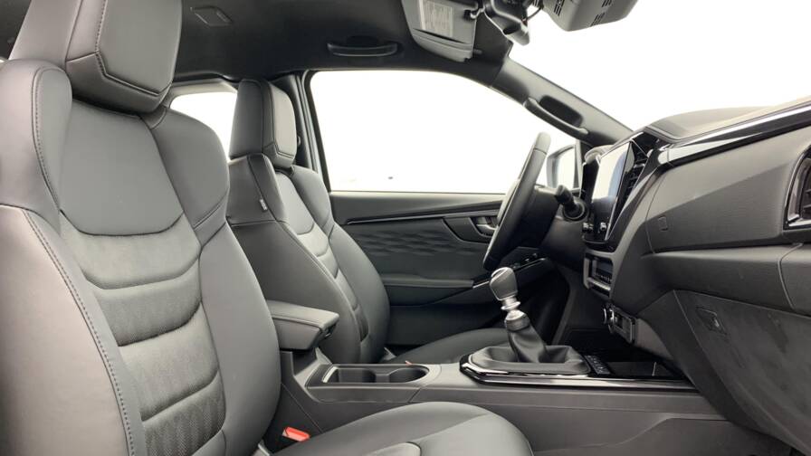 Mandataire Automobile neuf, recherche de Isuzu D-max-1-9-4x4-space-cab-n60-nsport-mt-venti-edition - E-Motors