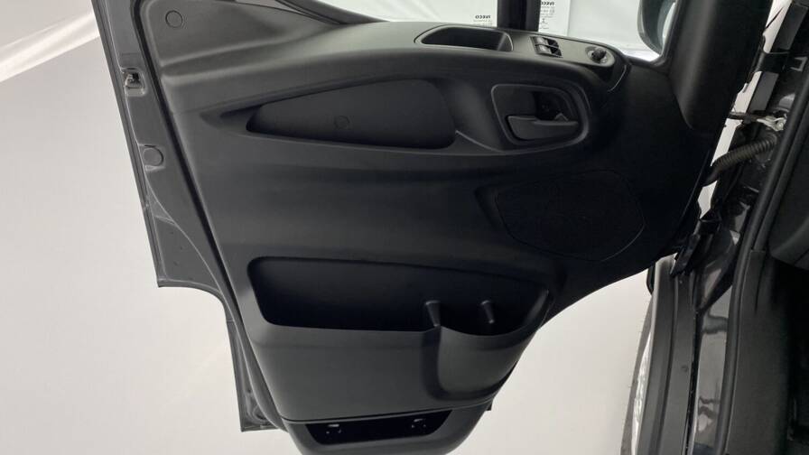 Mandataire Automobile neuf, recherche de Iveco Daily-35s16a8-4100-2-3-156ch-16m-hi-matic - E-Motors