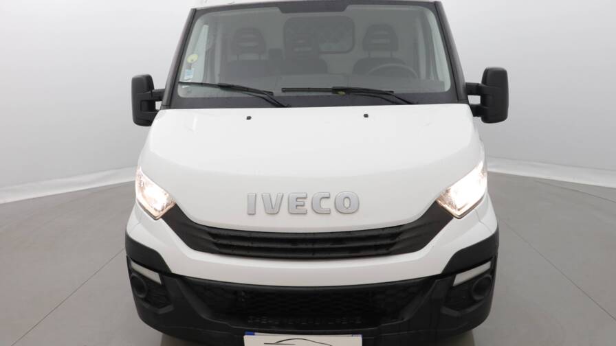 Mandataire Automobile utilitaire, recherche de Iveco Daily-fgn-35-s-15-v12-h2-plus-pdc-ar - E-Motors