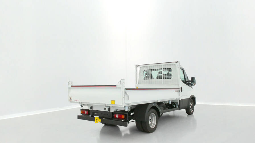 Mandataire Automobile neuf, recherche de Iveco Daily-iii-35c16h-3-0-3450-160ch-tri-benne-jpm - E-Motors
