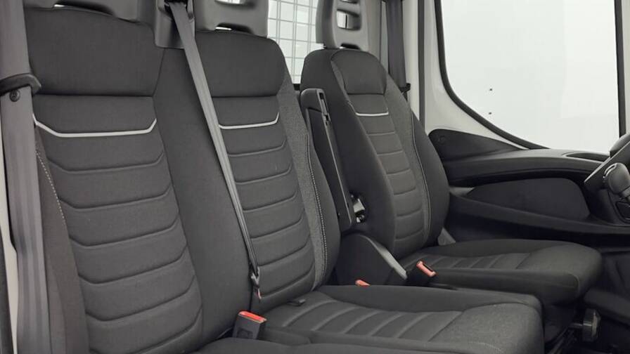 Mandataire Automobile neuf, recherche de Iveco Daily-iii-35c16h-3-0-3450-160ch-tri-benne-jpm - E-Motors