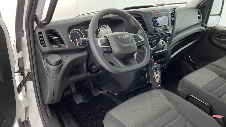 Mandataire Automobile neuf, recherche de Iveco Daily-iii-35c16h-3450-3-0-160ch-q-tor-ampliroll-cornut - E-Motors