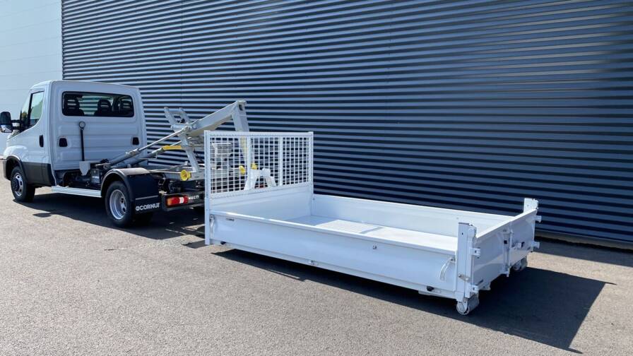 Mandataire Automobile neuf, recherche de Iveco Daily-iii-35c16h-3450-3-0-160ch-q-tor-ampliroll-cornut - E-Motors