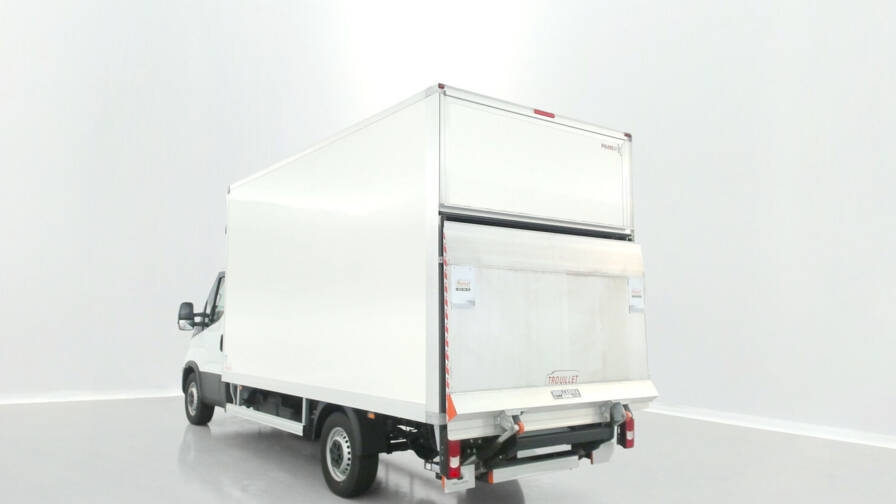 Mandataire Automobile neuf, recherche de Iveco Daily-iii-35s16ha8-4100-3-0-160ch-caisse-trouillet-20m - E-Motors