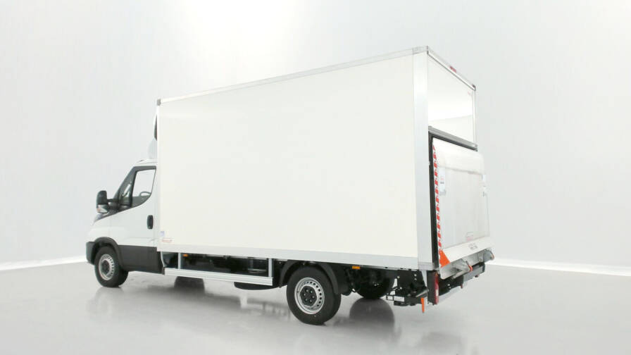 Mandataire Automobile neuf, recherche de Iveco Daily-iii-35s16ha8-4100-3-0-160ch-caisse-trouillet-20m - E-Motors