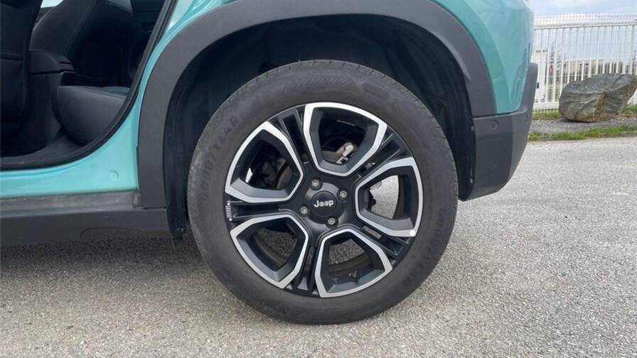 Mandataire Automobile occasion, recherche de Jeep Avenger-1-2-turbo-t3-100-ch-altitude-plus - E-Motors