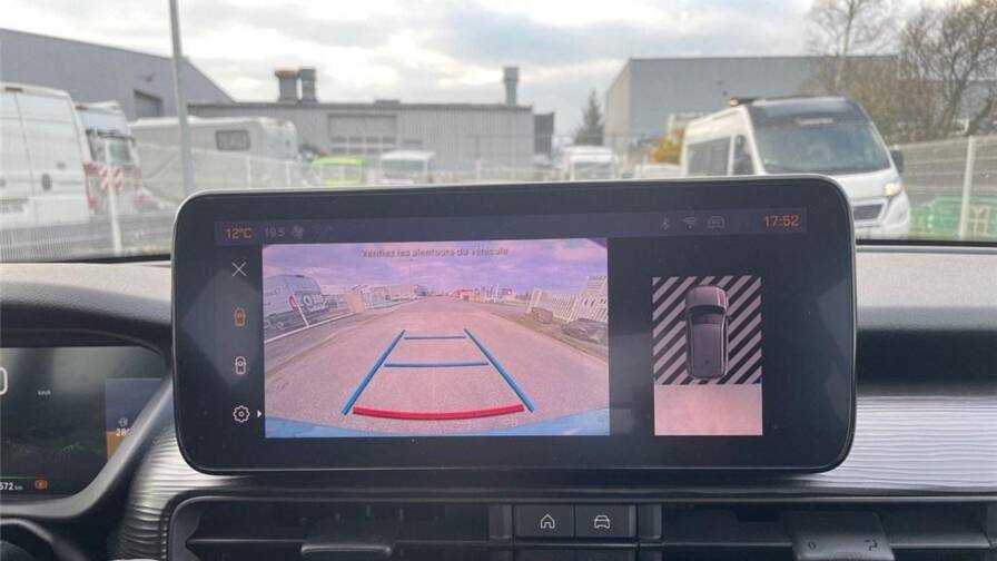 Mandataire Automobile occasion, recherche de Jeep Avenger-1-2-turbo-t3-100-ch-altitude-plus - E-Motors