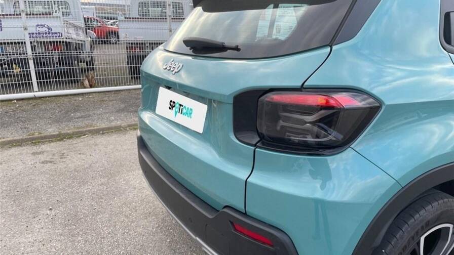 Mandataire Automobile occasion, recherche de Jeep Avenger-1-2-turbo-t3-100-ch-altitude-plus - E-Motors