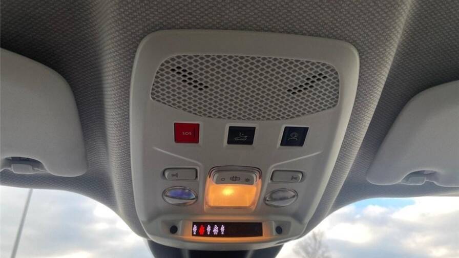 Mandataire Automobile occasion, recherche de Jeep Avenger-1-2-turbo-t3-100-ch-altitude-plus - E-Motors