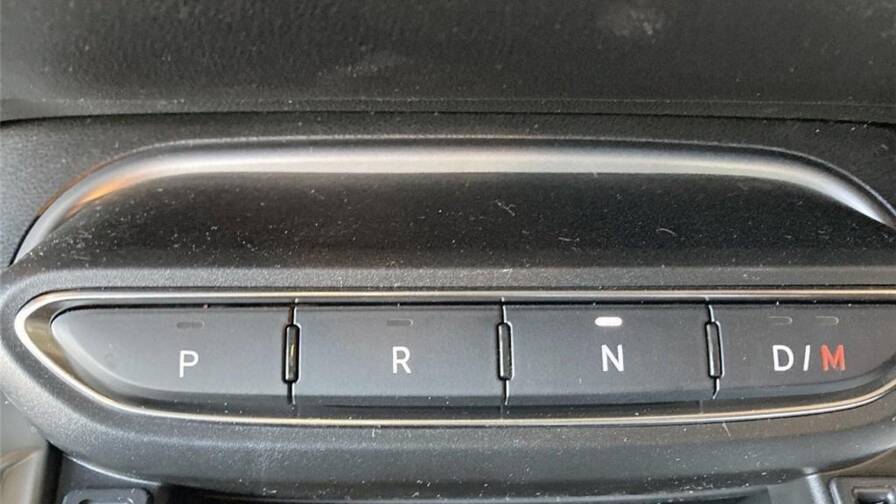 Mandataire Automobile occasion, recherche de Jeep Avenger-1-2-turbo-t3-100-ch-e-hybrid-bvr6-summit - E-Motors