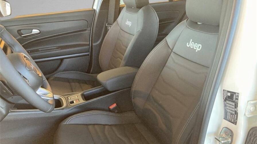 Mandataire Automobile occasion, recherche de Jeep Avenger-1-2-turbo-t3-100-ch-e-hybrid-bvr6-summit - E-Motors