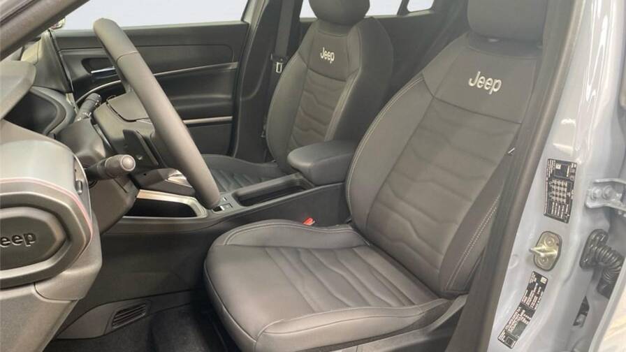 Mandataire Automobile occasion, recherche de Jeep Avenger-1-2-turbo-t3-110-ch-e-hybrid-bvr6-summit - E-Motors