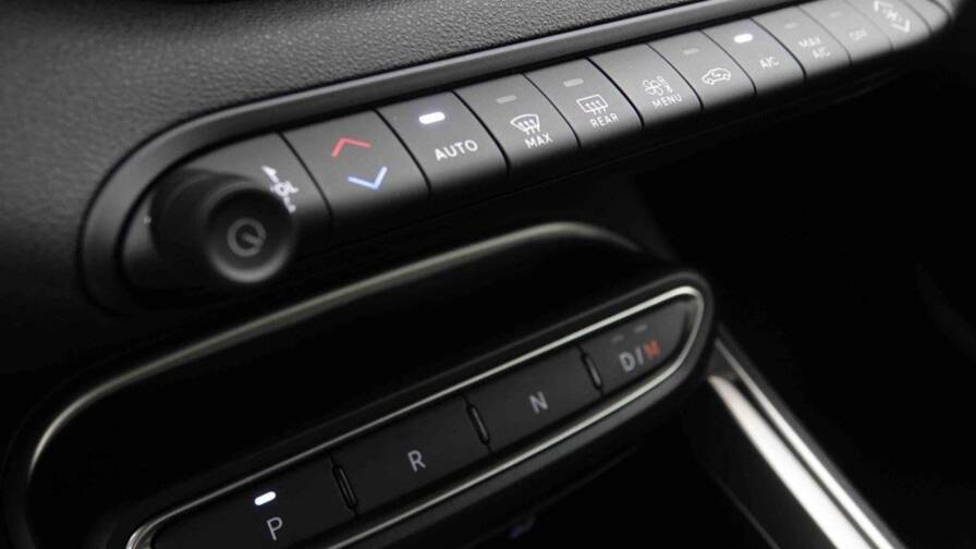 Mandataire Automobile neuf, recherche de Jeep Avenger-1-2-mhev-110-dct6-altitude - E-Motors