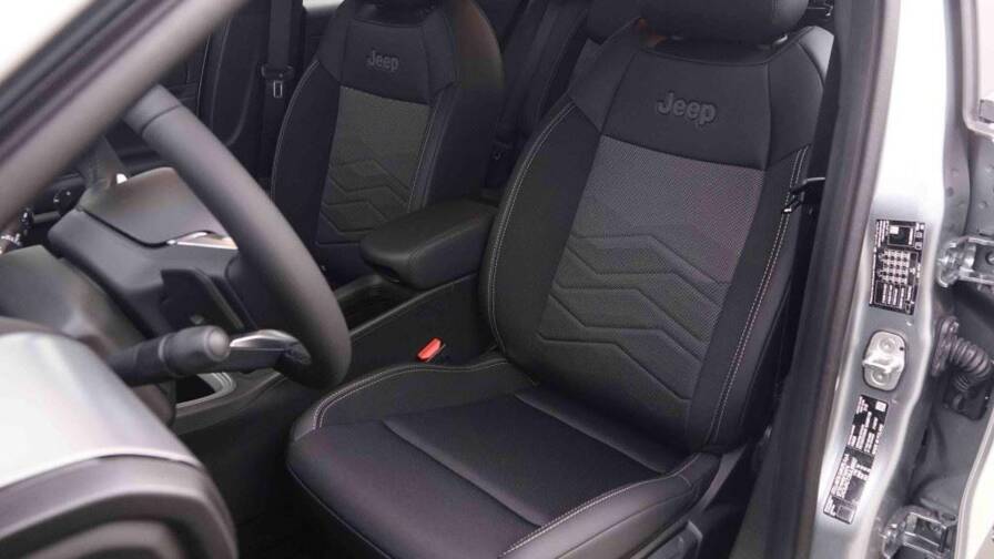 Mandataire Automobile neuf, recherche de Jeep Avenger-1-2-mhev-110-dct6-altitude - E-Motors