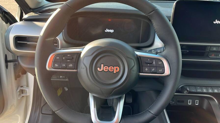 Mandataire Automobile neuf, recherche de Jeep Avenger-1-2-turbo-t3-100-ch-summit - E-Motors