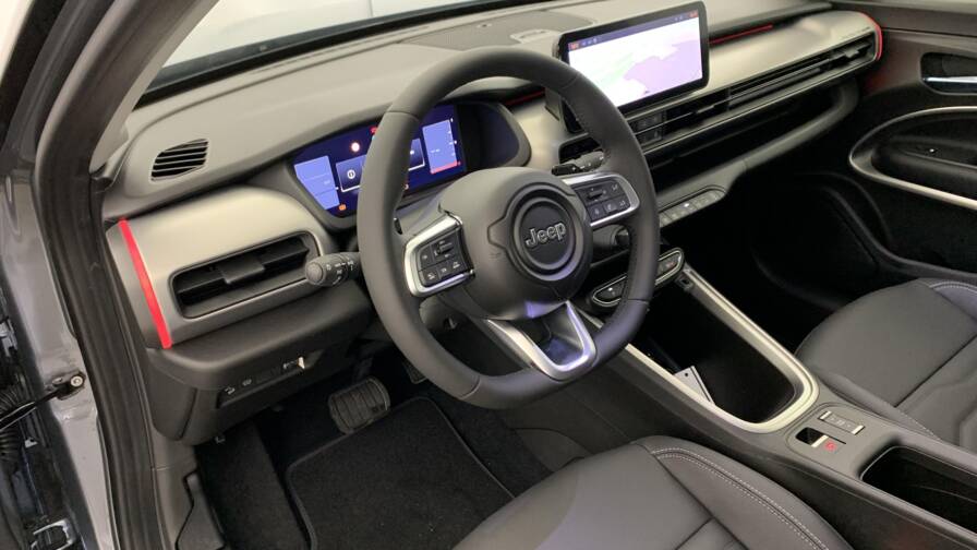 Mandataire Automobile neuf, recherche de Jeep Avenger-1-2-turbo-t3-110-ch-e-hybrid-bvr6-summit - E-Motors