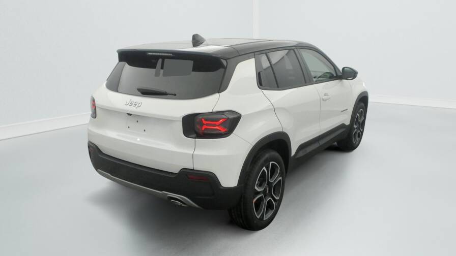 Mandataire Automobile neuf, recherche de Jeep Avenger-1-2-turbo-t3-110-ch-e-hybrid-bvr6-summit - E-Motors