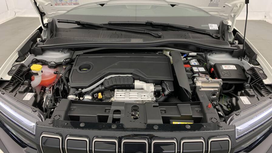 Mandataire Automobile neuf, recherche de Jeep Avenger-1-2-turbo-t3-110-ch-e-hybrid-bvr6-summit - E-Motors