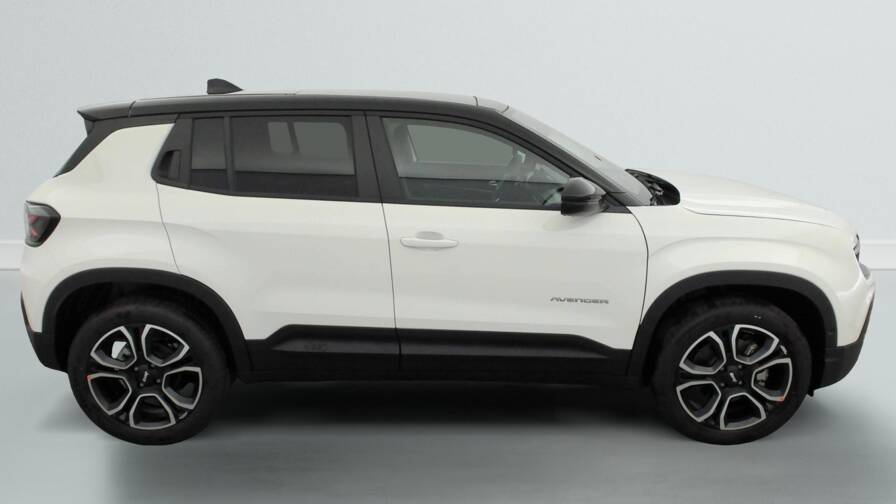 Mandataire Automobile neuf, recherche de Jeep Avenger-1-2-turbo-t3-110-ch-e-hybrid-bvr6-summit - E-Motors