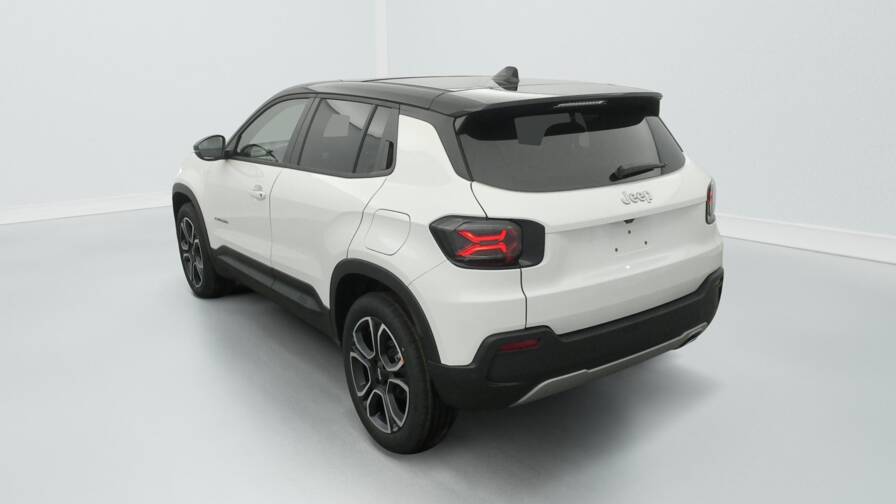 Mandataire Automobile neuf, recherche de Jeep Avenger-1-2-turbo-t3-110-ch-e-hybrid-bvr6-summit - E-Motors