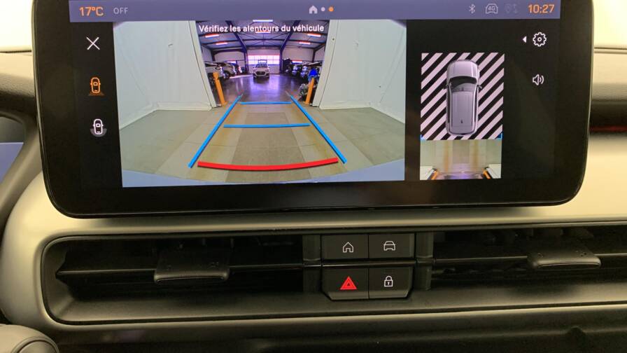 Mandataire Automobile neuf, recherche de Jeep Avenger-1-2-turbo-t3-110-ch-e-hybrid-bvr6-summit - E-Motors