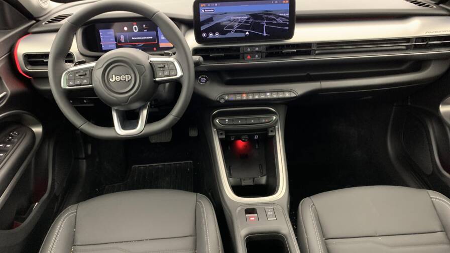 Mandataire Automobile neuf, recherche de Jeep Avenger-1-2-turbo-t3-110-ch-e-hybrid-bvr6-summit - E-Motors