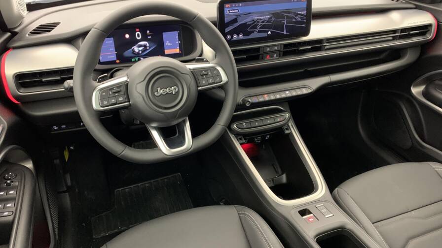 Mandataire Automobile neuf, recherche de Jeep Avenger-1-2-turbo-t3-110-ch-e-hybrid-bvr6-summit - E-Motors