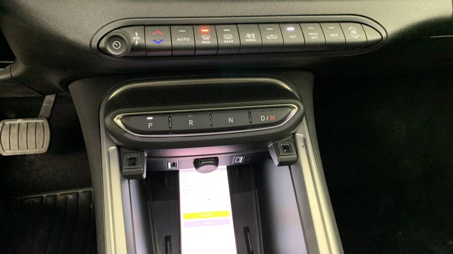 Mandataire Automobile neuf, recherche de Jeep Avenger-1-2-turbo-t3-110-ch-e-hybrid-bvr6-summit - E-Motors