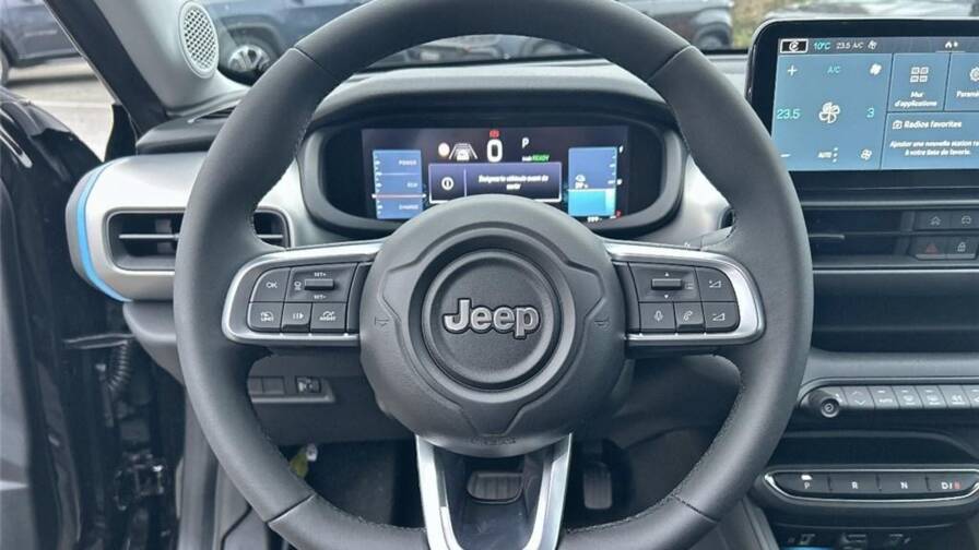 Mandataire Automobile occasion, recherche de Jeep Avenger-electrique-115-kw-4x2-altitude - E-Motors