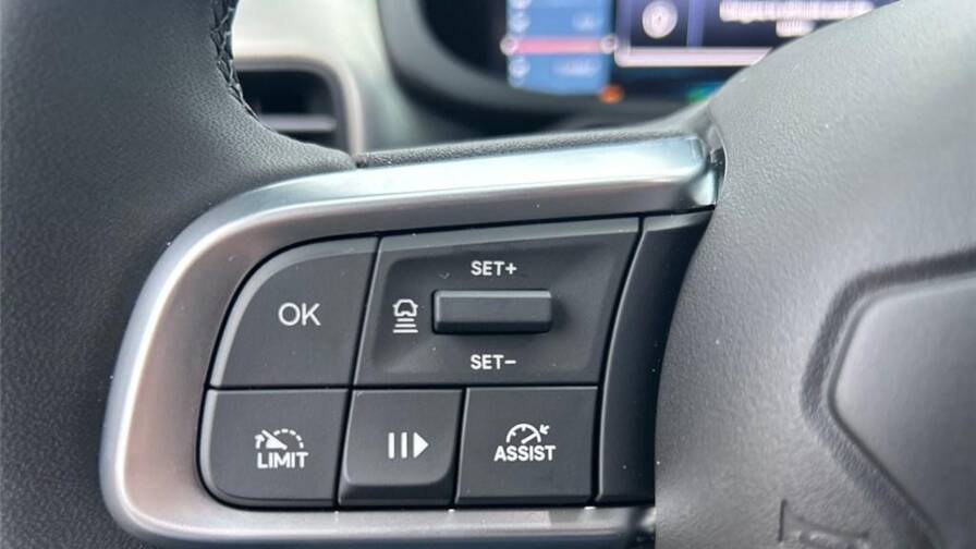 Mandataire Automobile occasion, recherche de Jeep Avenger-electrique-115-kw-4x2-altitude - E-Motors