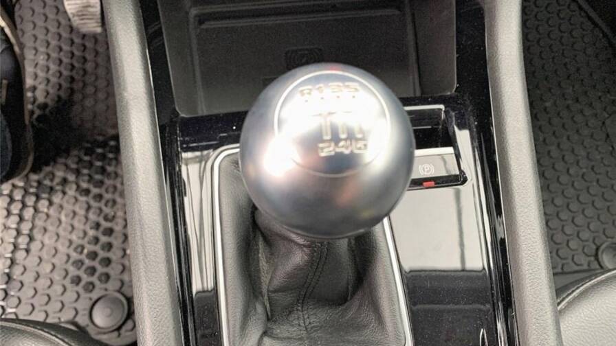 Mandataire Automobile occasion, recherche de Jeep Compass-1-3-turbo-t4-130-ch-bvm6-limited - E-Motors