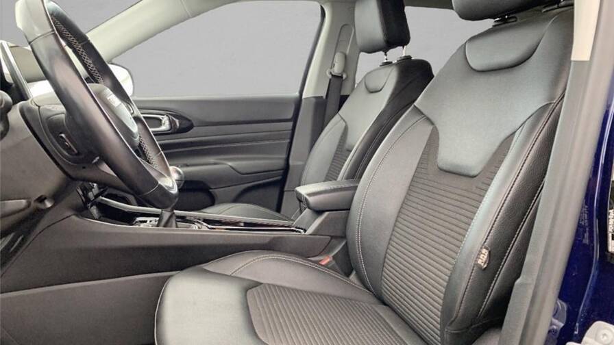 Mandataire Automobile occasion, recherche de Jeep Compass-1-3-turbo-t4-130-ch-bvm6-limited - E-Motors