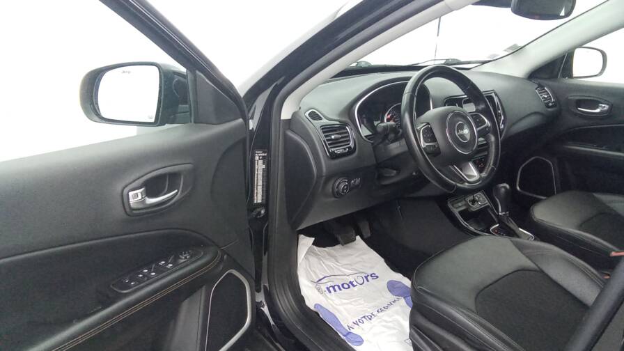 Mandataire Automobile occasion, recherche de Jeep Compass-1-3-gse-t4-150-ch-bvr6-limited - E-Motors
