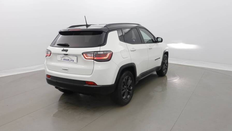 Mandataire Automobile occasion, recherche de Jeep Compass-1-6-i-multijet-ii-130-ch-bvm6-80th-anniversary - E-Motors