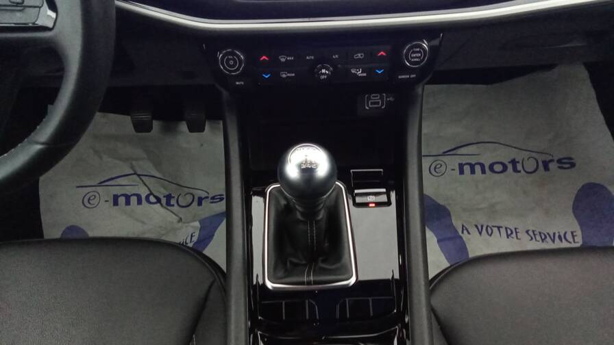 Mandataire Automobile occasion, recherche de Jeep Compass-1-6-i-multijet-ii-130-ch-bvm6-80th-anniversary - E-Motors