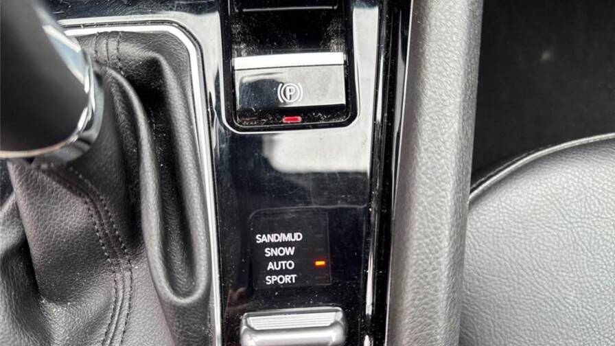 Mandataire Automobile occasion, recherche de Jeep Compass-ii-1-3-phev-t4-190-ch-4xe-eawd-limited - E-Motors