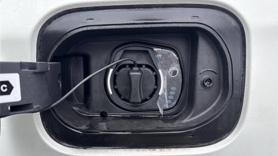 Mandataire Automobile occasion, recherche de Jeep Compass-ii-1-3-phev-t4-190-ch-4xe-eawd-limited - E-Motors