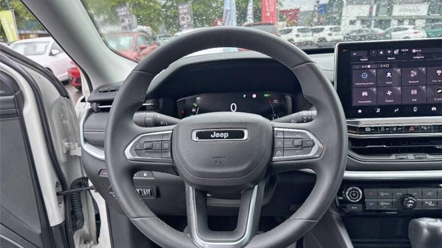 Mandataire Automobile occasion, recherche de Jeep Compass-ii-1-3-phev-t4-190-ch-4xe-eawd-limited - E-Motors