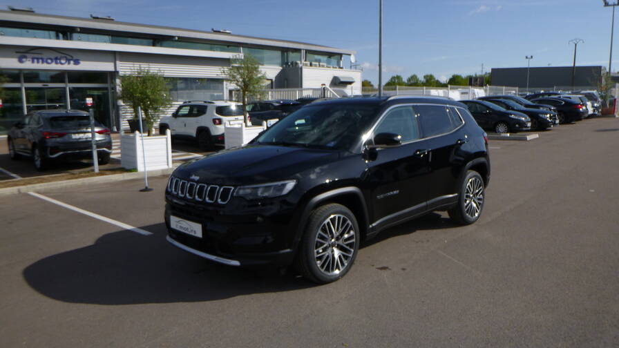 Avis-mandataire-auto-Emotors-Jeep-Compass-Limited-gse-t4-150-bvr6.