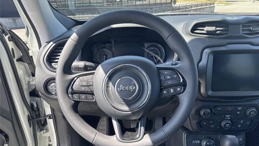 Mandataire Automobile occasion, recherche de Jeep Renegade-1-3-turbo-t4-190-ch-phev-bva6-4xe-eawd-limited - E-Motors