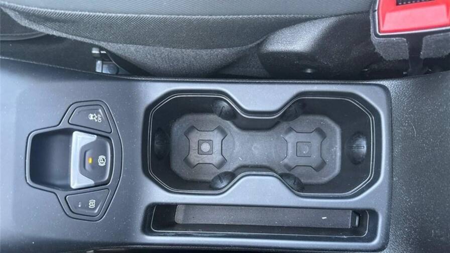 Mandataire Automobile occasion, recherche de Jeep Renegade-1-3-turbo-t4-190-ch-phev-bva6-4xe-eawd-limited - E-Motors