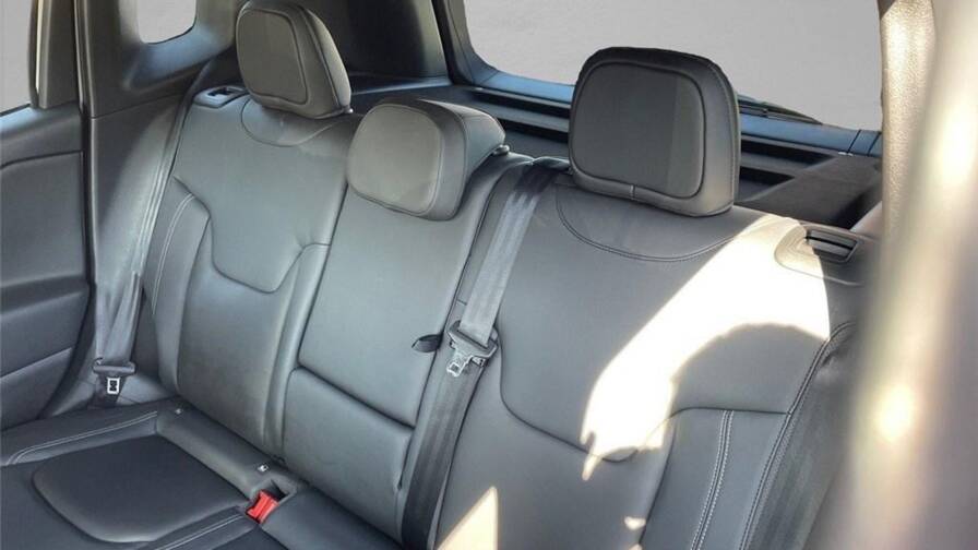 Mandataire Automobile occasion, recherche de Jeep Renegade-1-3-turbo-t4-240-ch-phev-at6-4xe-eawd-s - E-Motors