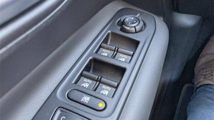 Mandataire Automobile occasion, recherche de Jeep Renegade-1-3-turbo-t4-240-ch-phev-at6-4xe-eawd-s - E-Motors