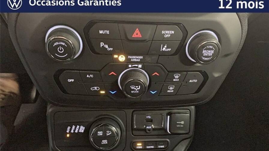 Mandataire Automobile occasion, recherche de Jeep Renegade-1-3-turbo-t4-240-ch-phev-at6-4xe-eawd-s - E-Motors